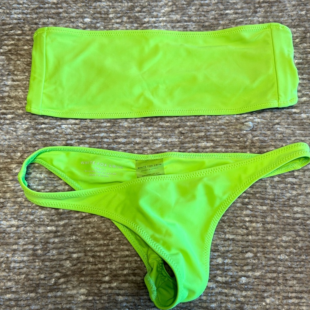 WHITE FOX SWIM